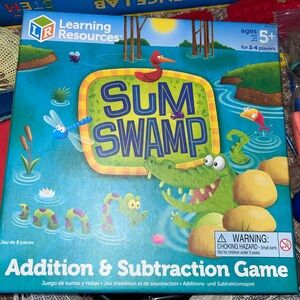 Source Unknown Green Learning Toy